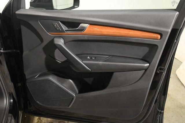 2023 Audi Q5 quattro Premium 40 TFSI | Branford, CT | Sound Auto Wholesalers