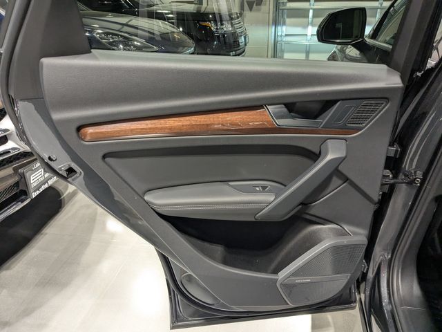 2023 Audi Q5 quattro S line Prem Plus 45 TFSI | Lake Forest IL | Executive Motor Carz