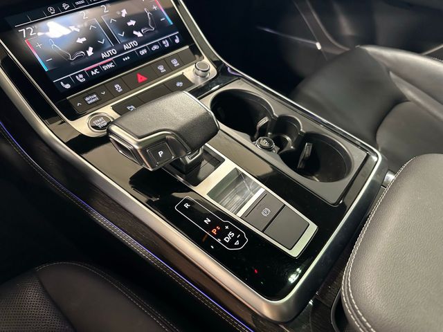 2023 Audi Q8 55 Premium Plus quattro S Line Plus Audi Beams | Irving, Texas | Hopper Motorplex 2023 Audi Q8 55 Premium Plus quattro S Line Plus Audi Beams | Irving, Texas | Hopper Motorplex