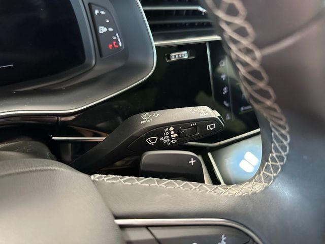 2023 Audi Q8 quattro Premium Plus 55 TFSI