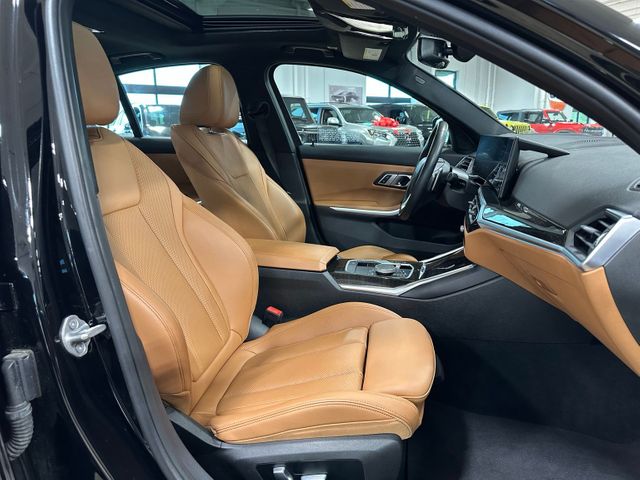 2023 BMW 3 Series 330e iPerformance | Irving, Texas | Hopper Motorplex 2023 BMW 3 Series 330e iPerformance | Irving, Texas | Hopper Motorplex