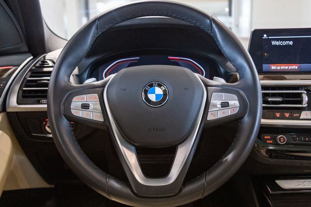 2023 BMW X3 sDrive30i Panoramic moonroof Convenience Package