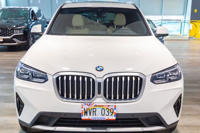 2023 BMW X3 sDrive30i Panoramic moonroof Convenience Package