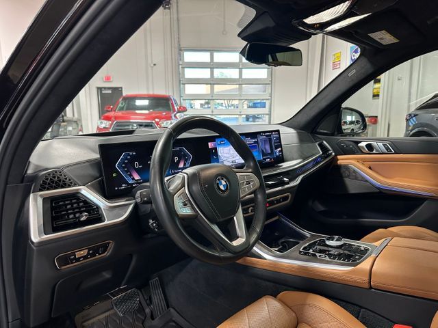 2023 BMW X7 xDrive40i