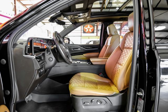 2023 Cadillac Escalade Sport