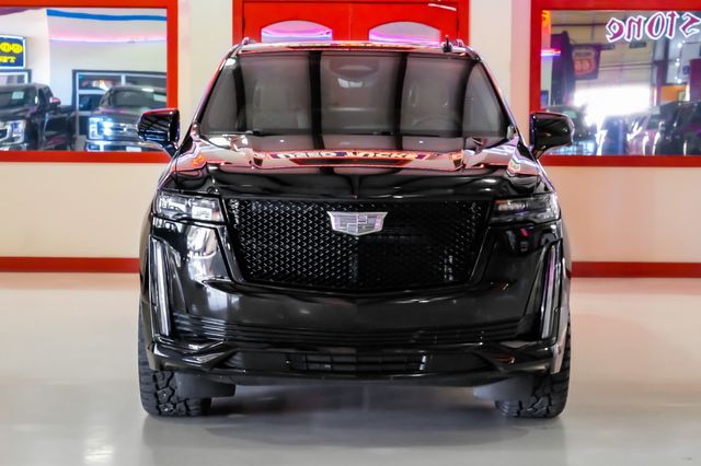 2023 Cadillac Escalade Sport