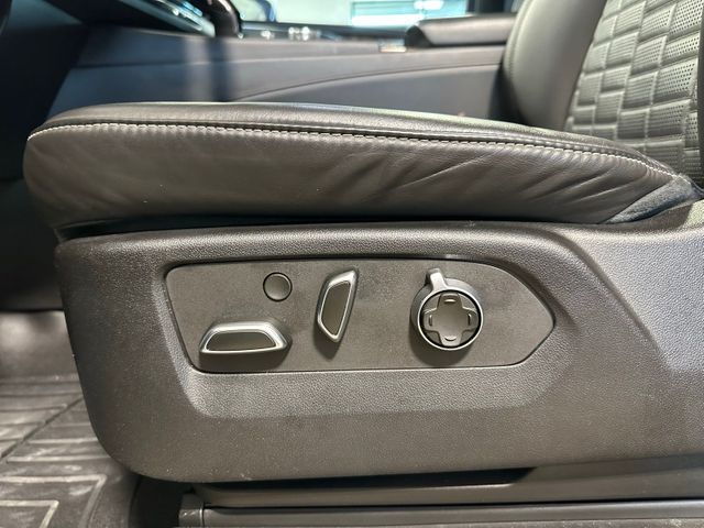 2023 Cadillac Escalade Sport Platinum AWD Super Cruise Power Assist Steps | Irving, Texas | Hopper Motorplex 2023 Cadillac Escalade Sport Platinum AWD Super Cruise Power Assist Steps | Irving, Texas | Hopper Motorplex