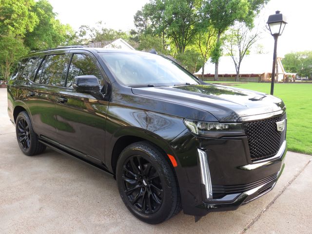 2023 Cadillac Escalade Sport 4WD w/Duramax Diesel    MSRP New 109,945