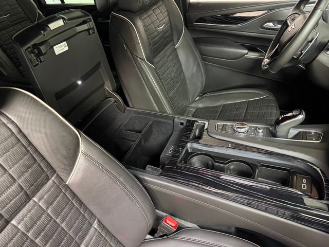 2023 Cadillac Escalade-V ESV Base | Houston, TX | Houston Auto Credit 2023 Cadillac Escalade-V ESV Base | Houston, TX | Houston Auto Credit