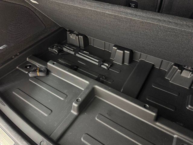 2023 Cadillac Escalade-V ESV Base | Houston, TX | Houston Auto Credit