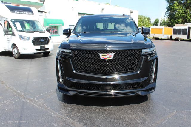 2023 Cadillac Escalade-V V-Series | Granite City, Illinois | MasterCars Company Inc. 2023 Cadillac Escalade-V V-Series | Granite City, Illinois | MasterCars Company Inc.