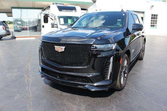 2023 Cadillac Escalade-V V-Series | Granite City, Illinois | MasterCars Company Inc. 2023 Cadillac Escalade-V V-Series | Granite City, Illinois | MasterCars Company Inc.