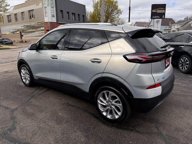 2023 Chevrolet Bolt EUV LT