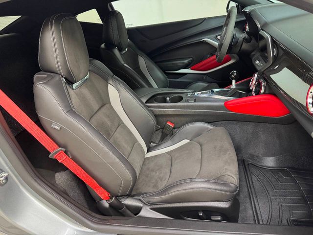 2023 Chevrolet Camaro SS 2dr Coupe w/1SS | Houston, TX | Houston Auto Credit 2023 Chevrolet Camaro SS 2dr Coupe w/1SS | Houston, TX | Houston Auto Credit