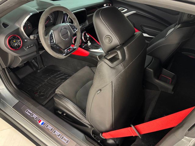 2023 Chevrolet Camaro SS 2dr Coupe w/1SS | Houston, TX | Houston Auto Credit 2023 Chevrolet Camaro SS 2dr Coupe w/1SS | Houston, TX | Houston Auto Credit