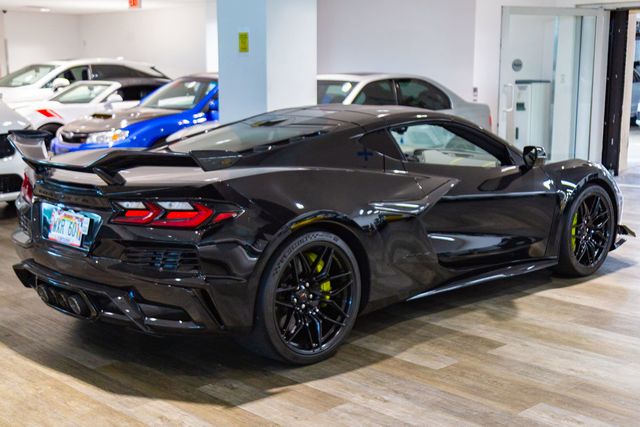 2023 Chevrolet Corvette Z06/Z07 Performance Pkg Carbon Flash-Painted Aero/fullly loaded
