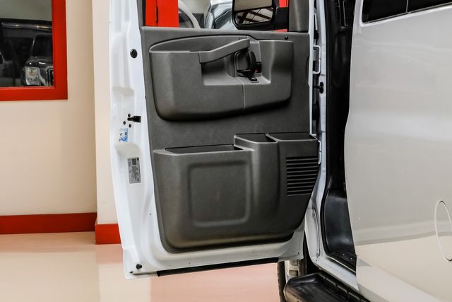 2023 Chevrolet Express LS 3500 2023 Chevrolet Express LS 3500