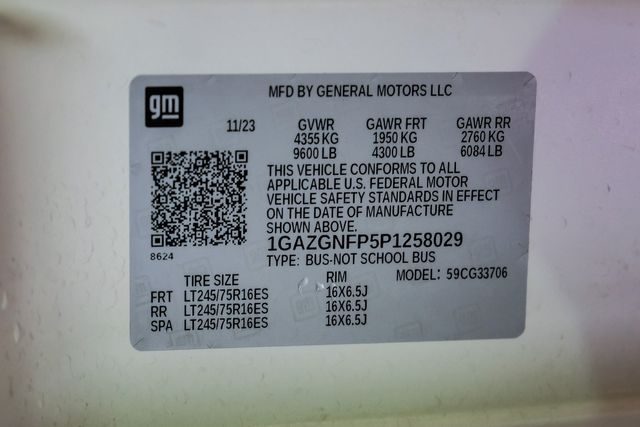 2023 Chevrolet Express LS 3500 2023 Chevrolet Express LS 3500