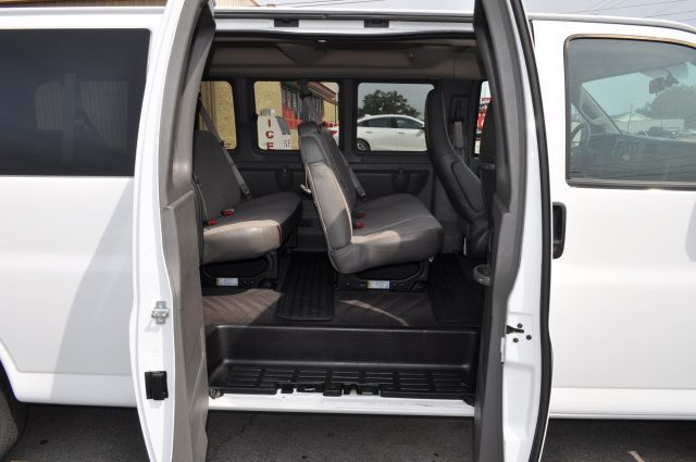 2023 Chevrolet Express LS 3500 | Louisville, MS | CARite Louisville MS 2023 Chevrolet Express LS 3500 | Louisville, MS | CARite Louisville MS