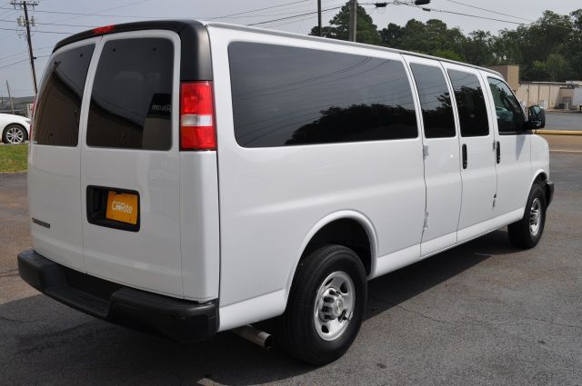 2023 Chevrolet Express LS 3500 | Louisville, MS | CARite Louisville MS 2023 Chevrolet Express LS 3500 | Louisville, MS | CARite Louisville MS
