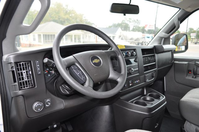 2023 Chevrolet Express LS 3500 | Louisville, MS | CARite Louisville MS 2023 Chevrolet Express LS 3500 | Louisville, MS | CARite Louisville MS