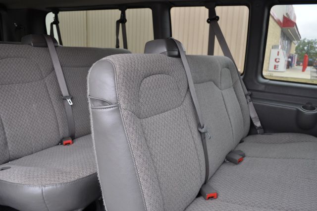 2023 Chevrolet Express LS 3500 | Louisville, MS | CARite Louisville MS 2023 Chevrolet Express LS 3500 | Louisville, MS | CARite Louisville MS