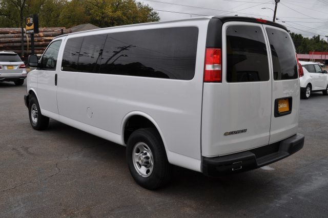 2023 Chevrolet Express LS 3500 | Louisville, MS | CARite Louisville MS 2023 Chevrolet Express LS 3500 | Louisville, MS | CARite Louisville MS