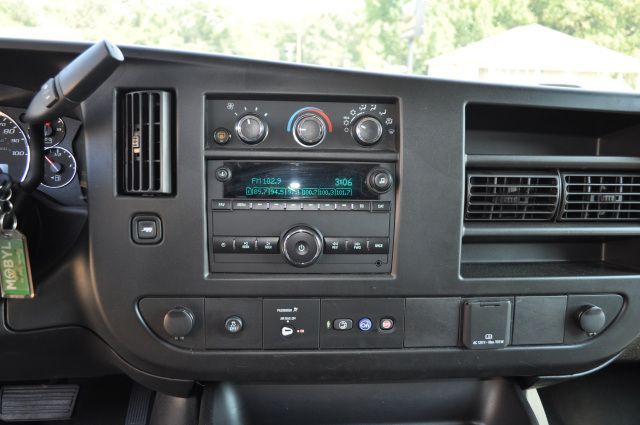 2023 Chevrolet Express LS 3500 | Louisville, MS | CARite Louisville MS 2023 Chevrolet Express LS 3500 | Louisville, MS | CARite Louisville MS