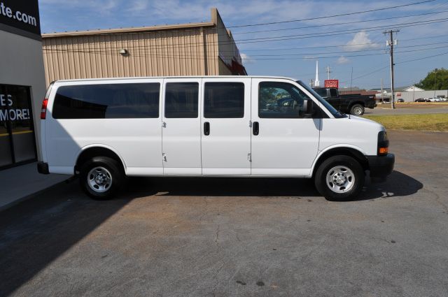 2023 Chevrolet Express LS 3500 | Louisville, MS | CARite Louisville MS 2023 Chevrolet Express LS 3500 | Louisville, MS | CARite Louisville MS