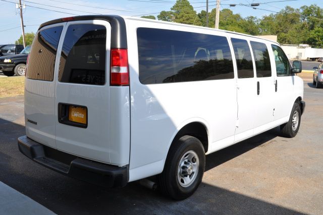 2023 Chevrolet Express LS 3500 | Louisville, MS | CARite Louisville MS 2023 Chevrolet Express LS 3500 | Louisville, MS | CARite Louisville MS
