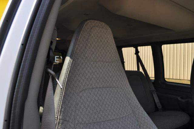 2023 Chevrolet Express LS 3500 | Louisville, MS | CARite Louisville MS 2023 Chevrolet Express LS 3500 | Louisville, MS | CARite Louisville MS