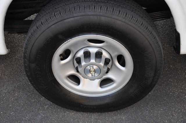 2023 Chevrolet Express LS 3500 | Louisville, MS | CARite Louisville MS 2023 Chevrolet Express LS 3500 | Louisville, MS | CARite Louisville MS