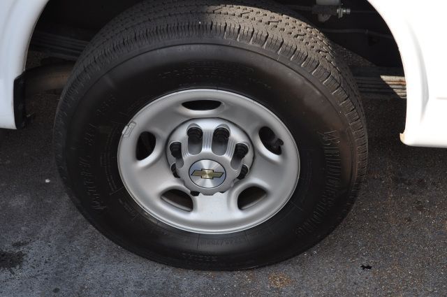 2023 Chevrolet Express LS 3500 | Louisville, MS | CARite Louisville MS 2023 Chevrolet Express LS 3500 | Louisville, MS | CARite Louisville MS