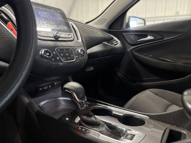 2023 Chevrolet MALIBU LT | Houston, TX | Texas Star Motors