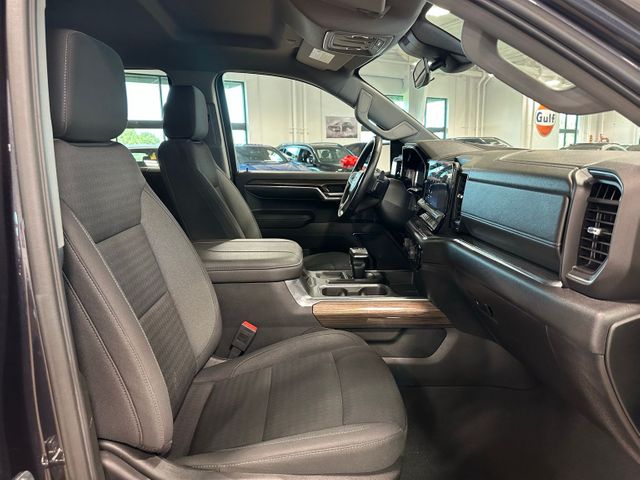 2023 Chevrolet Silverado 1500 LT 5.3 V8 All Star Edition | Irving, Texas | Hopper Motorplex 2023 Chevrolet Silverado 1500 LT 5.3 V8 All Star Edition | Irving, Texas | Hopper Motorplex