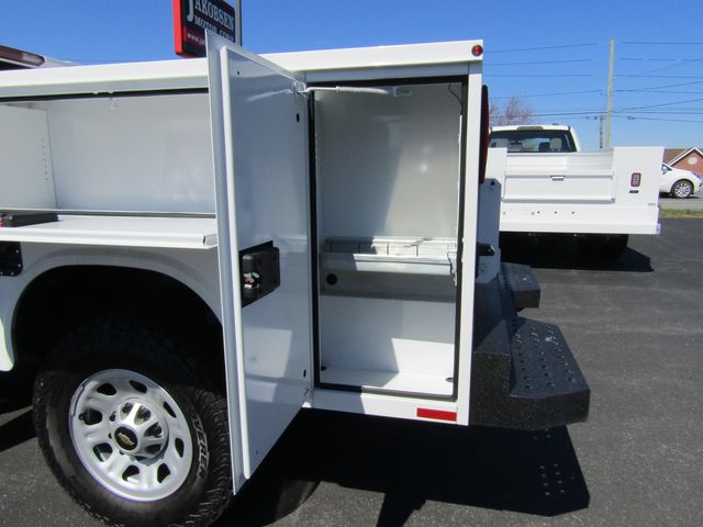 2023 Chevrolet Silverado 2500HD Double Cab 2wd with New 8' Knapheide Utility Bed 2023 Chevrolet Silverado 2500HD Double Cab 2wd with New 8' Knapheide Utility Bed