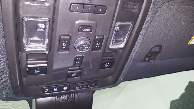 2023 Chevrolet Suburban High Country | Carrollton, TX | Legend Motorcars of Carrollton 2023 Chevrolet Suburban High Country | Carrollton, TX | Legend Motorcars of Carrollton