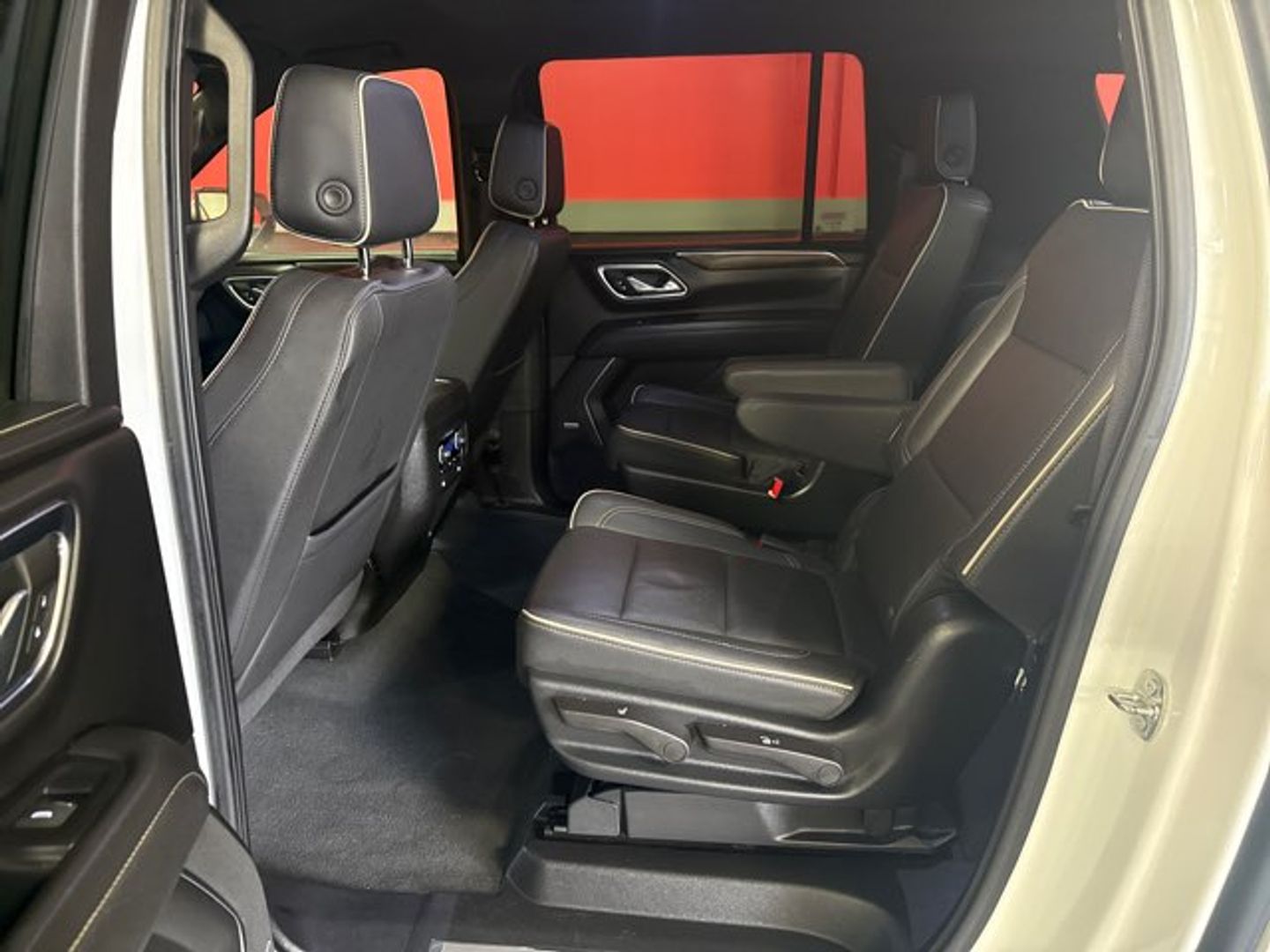 2023 Chevrolet Suburban Premier [GAZ] Summit White at Mossy Motors