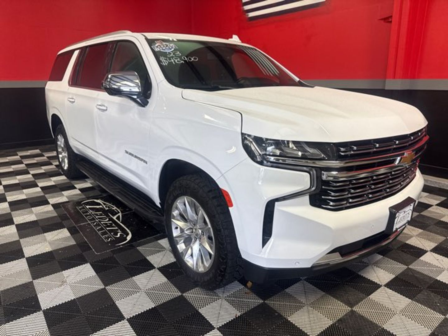 2023 Chevrolet Suburban Premier [GAZ] Summit White at Mossy Motors