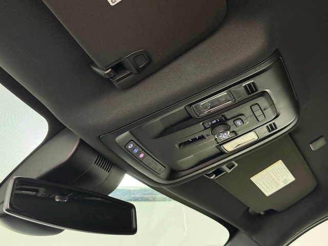 2023 Chevrolet Suburban Premier | Houston, TX | Houston Auto Credit