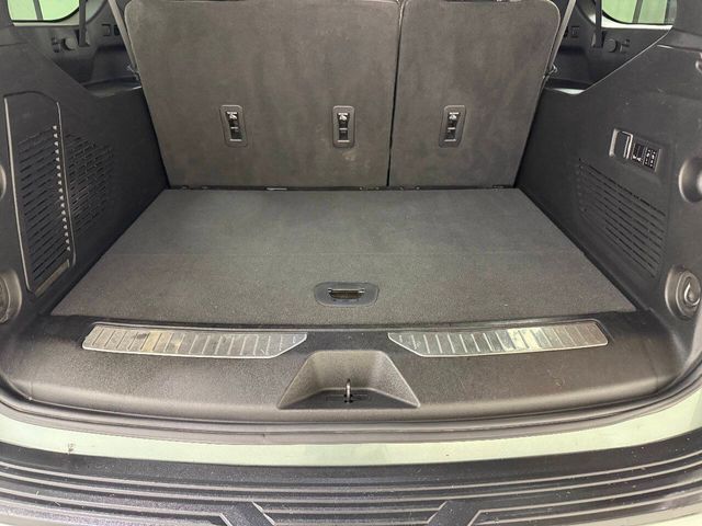 2023 Chevrolet Suburban Premier | Houston, TX | Houston Auto Credit 2023 Chevrolet Suburban Premier | Houston, TX | Houston Auto Credit