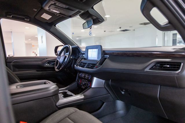 2023 Chevrolet Suburban new style 3rd row LS 22" Multi-Spoke Gloss Black Wheels