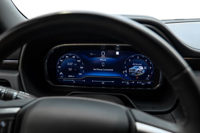 2023 Chevrolet Tahoe Z71 4X4 LIFTED,HTD LTH,TIS 22 WHLS, ONLY 35K MILES | Carrollton, TX | Texas Vehicle Exchange