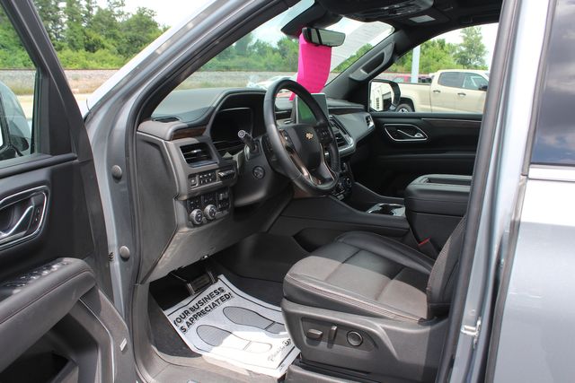 2023 Chevrolet Tahoe High Country Deluxe | Granite City, Illinois | MasterCars Company Inc. 2023 Chevrolet Tahoe High Country Deluxe | Granite City, Illinois | MasterCars Company Inc.