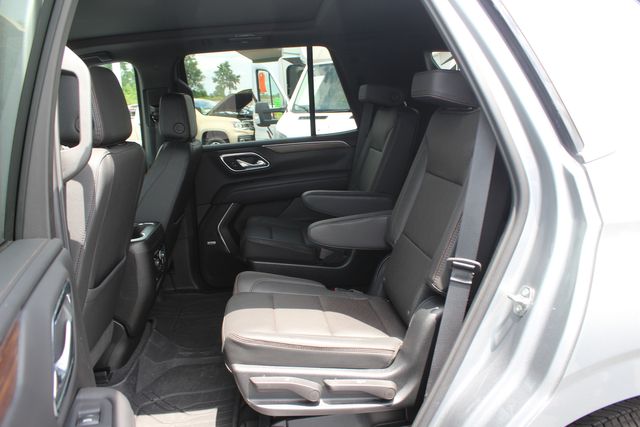 2023 Chevrolet Tahoe High Country Deluxe | Granite City, Illinois | MasterCars Company Inc. 2023 Chevrolet Tahoe High Country Deluxe | Granite City, Illinois | MasterCars Company Inc.