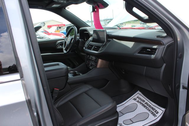 2023 Chevrolet Tahoe High Country Deluxe | Granite City, Illinois | MasterCars Company Inc. 2023 Chevrolet Tahoe High Country Deluxe | Granite City, Illinois | MasterCars Company Inc.