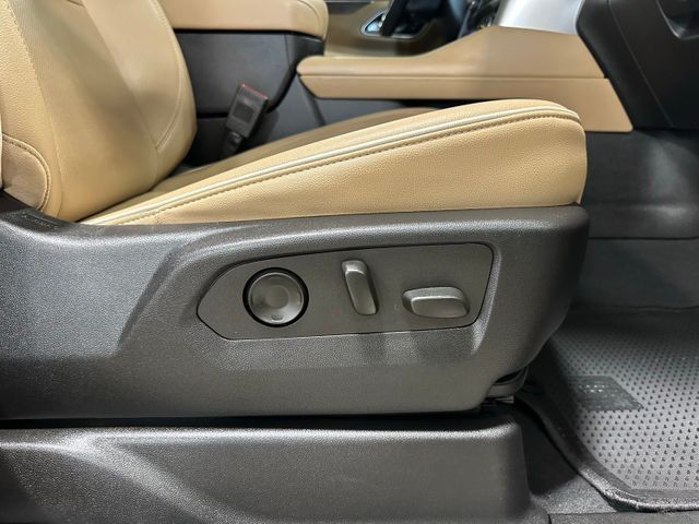 2023 Chevrolet Tahoe Premier Rear Media Entertainment Panoramic Roof... | Irving, Texas | Hopper Motorplex