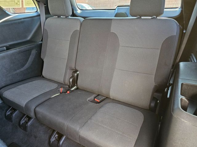 2023 Chevrolet Traverse LT Cloth | Brownsville TX | English Motors 2023 Chevrolet Traverse LT Cloth | Brownsville TX | English Motors