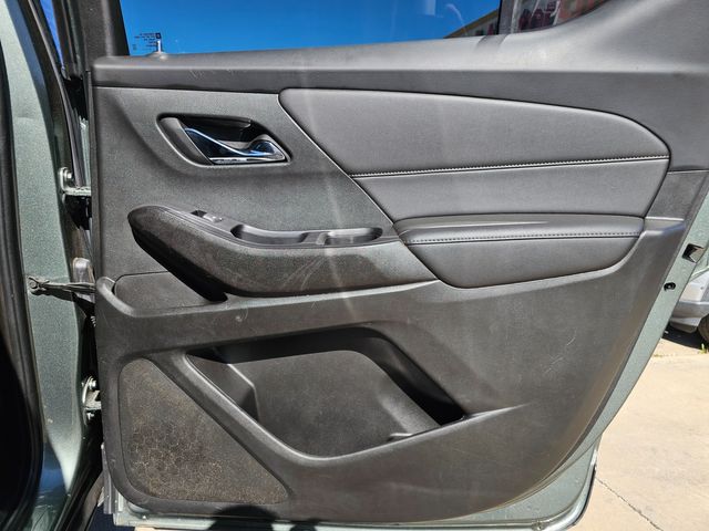 2023 Chevrolet Traverse LT Cloth | Brownsville TX | English Motors 2023 Chevrolet Traverse LT Cloth | Brownsville TX | English Motors