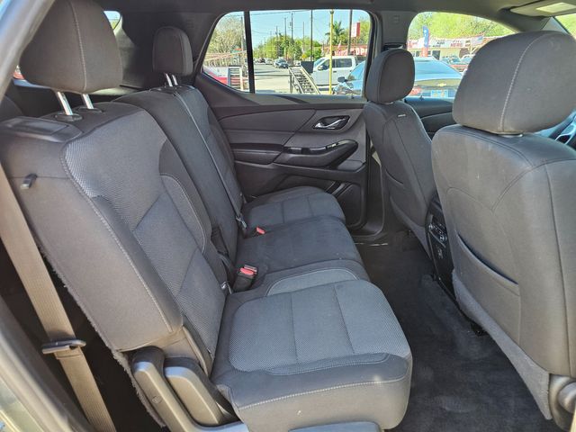 2023 Chevrolet Traverse LT Cloth | Brownsville TX | English Motors